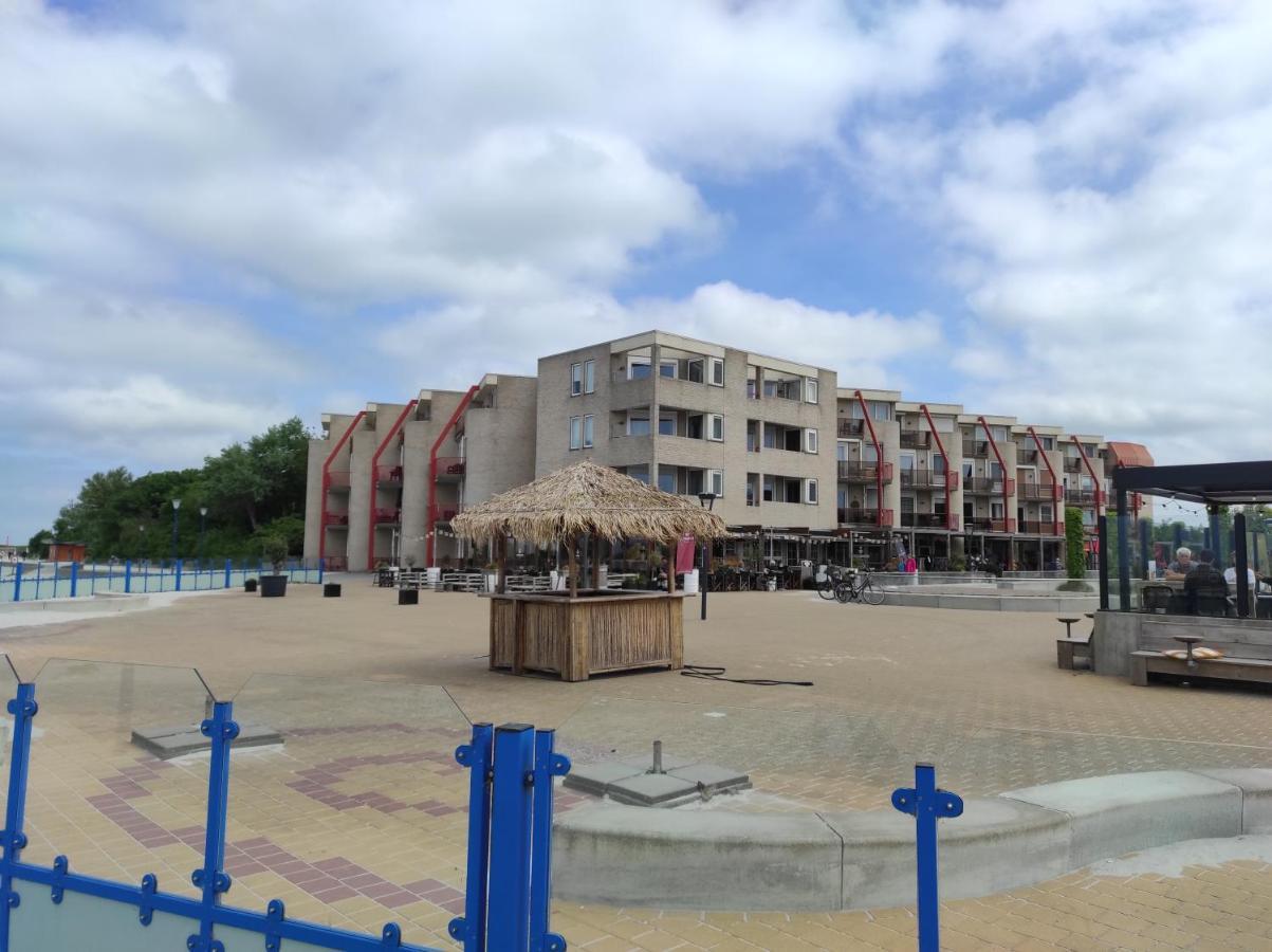 Appartement Ijsselmeer Makkum Strand Екстериор снимка